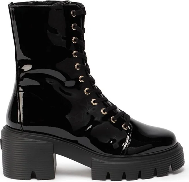 Stuart Weitzman Soho Lace-Up Boots