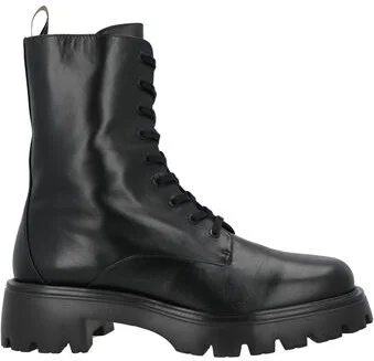 Stuart Weitzman Woman Ankle boots