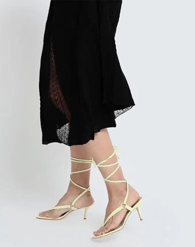 Stuart Weitzman Woman Thong sandal - Image 2