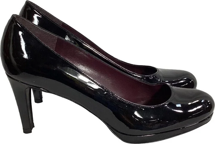 Stuart Weitzman Women's Patent Leather Pump (Authentic Pre-Loved)