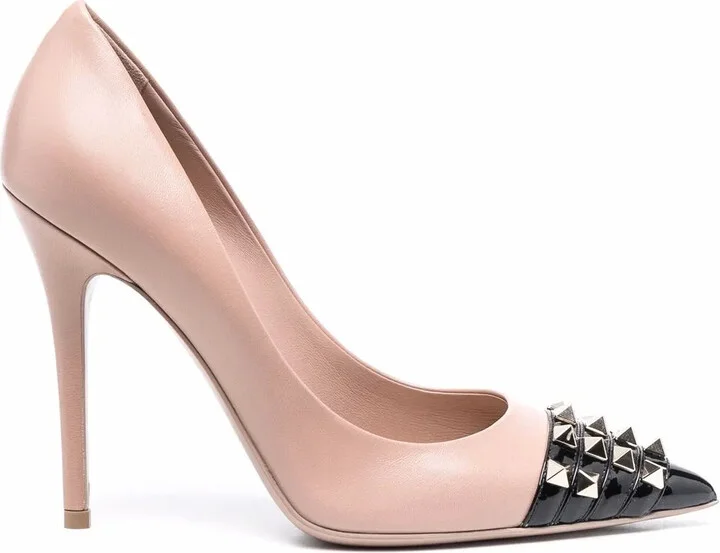 Studded Pointed Pumps