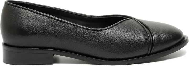 Studio 139 leather ballerina shoes