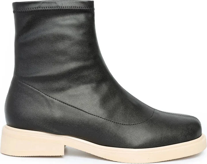 Studio 144 boots
