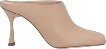 Studio Amelia Woman Mules & Clogs