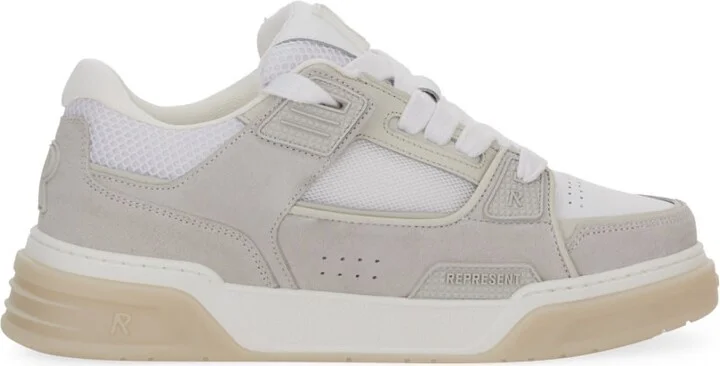 studio Sneaker