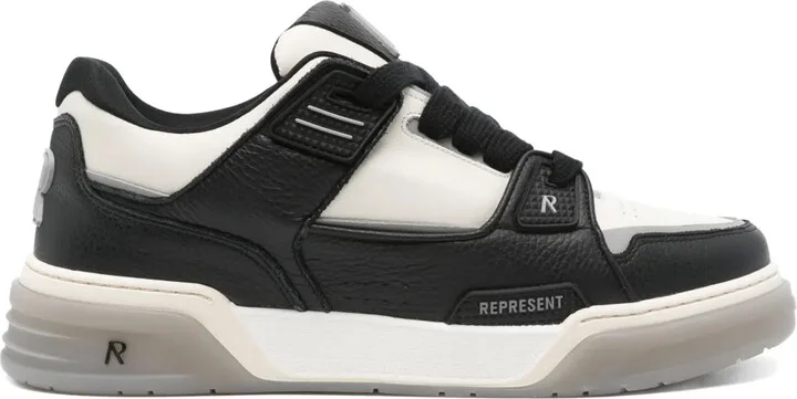 Studio sneakers