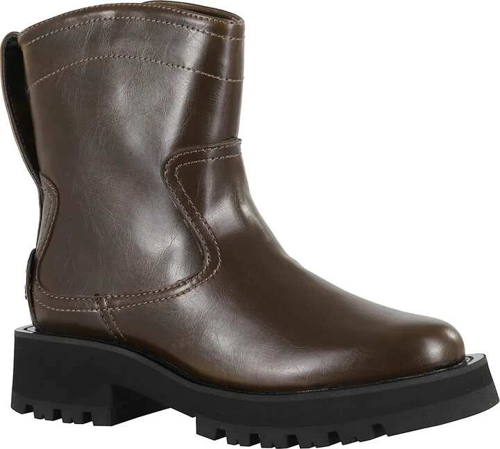 Studs Low Boot Crinkle - Image 2