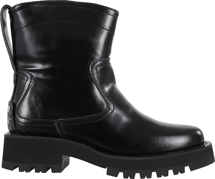 Studs Low Boot