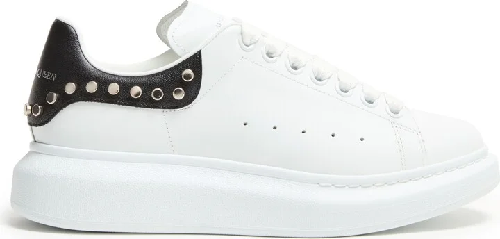 Studs oversized sneakers - Image 2