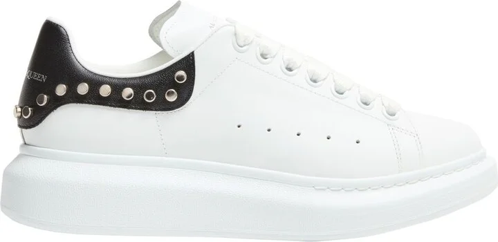 Studs oversized sneakers - Image 9