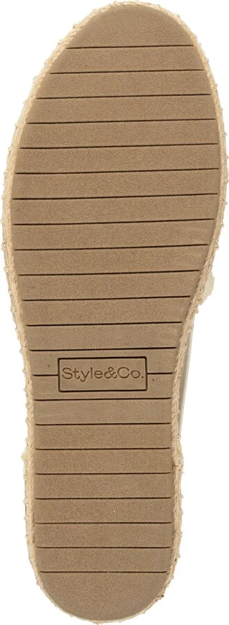 Style & Co Women's Peetaa Flat Sandals, Exclusively at Macy's - Image 2