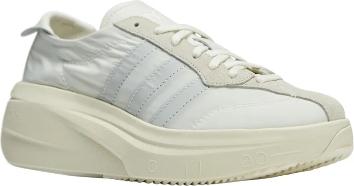 Subaya Sneaker