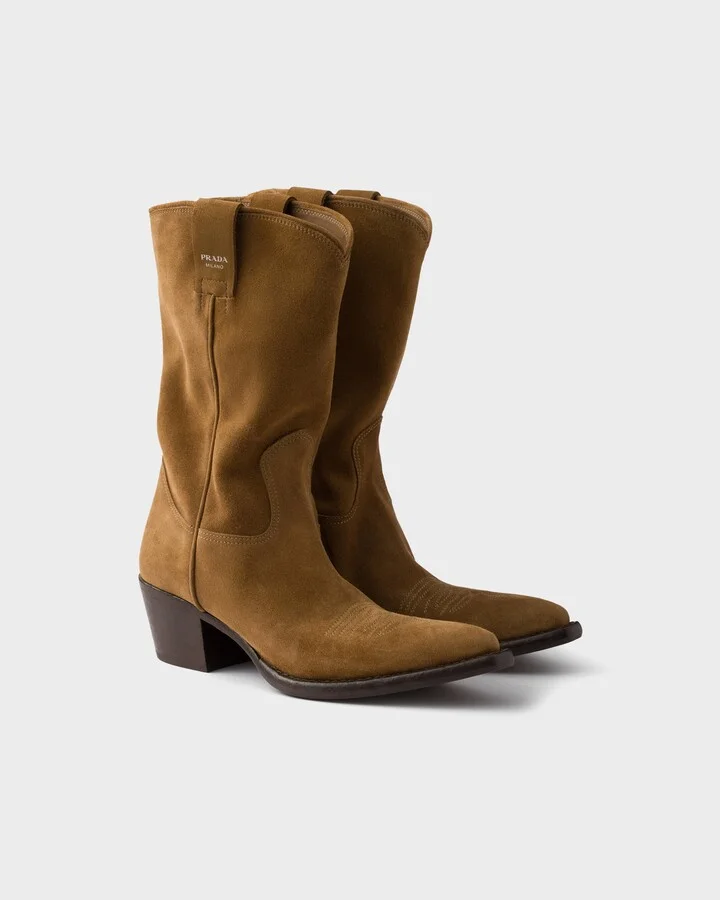 Suede boots