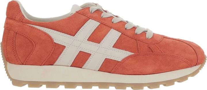 Suede Leather Sneakers With Round Toe And Iconic 'H' Emblem