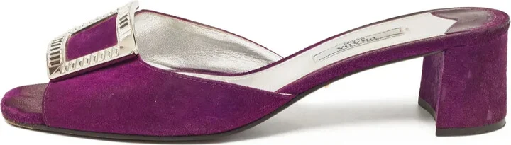 Suede Pumps