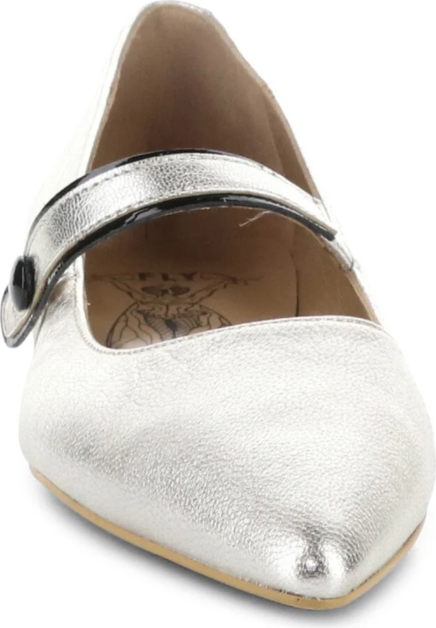 Suln Pointed Toe Flat - Image 4