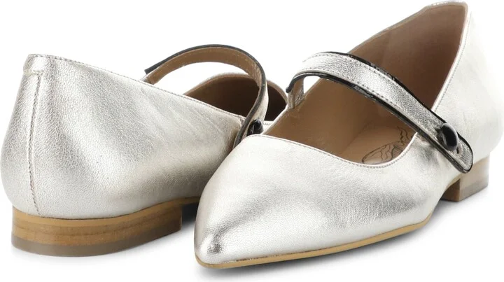 Suln Pointed Toe Flat - Image 8