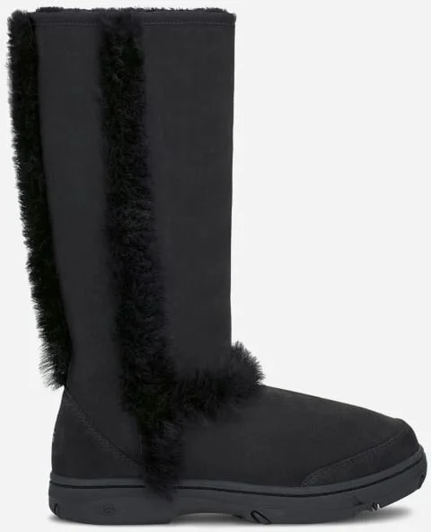 Black/ Black