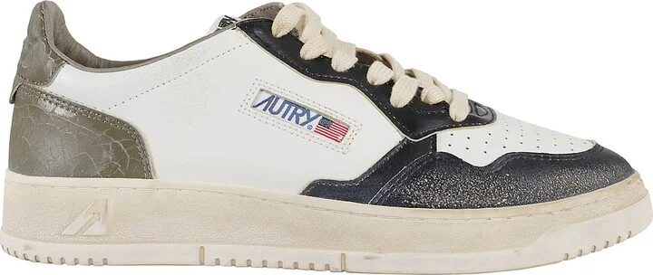 White Cvgr Black