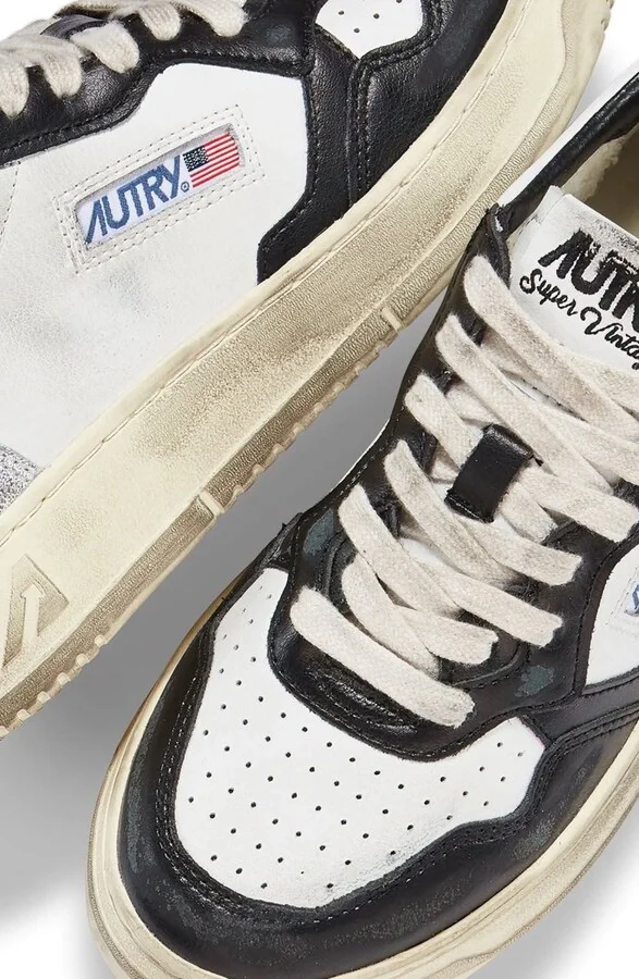 Super Low Sneaker - Image 7