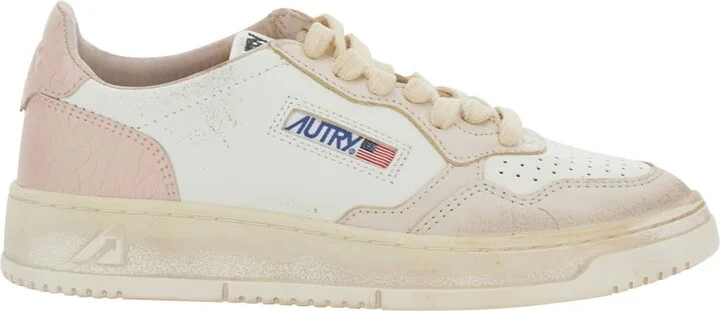 'super Vintage' Pink Low Top Sneakers With Logo Detail In Leather Woman