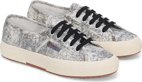 Superga 2750 cotton denim destroyed Women's Shoes White Black Beige Gardenia : EU 35 (US Women's 5) Medium, Canvas