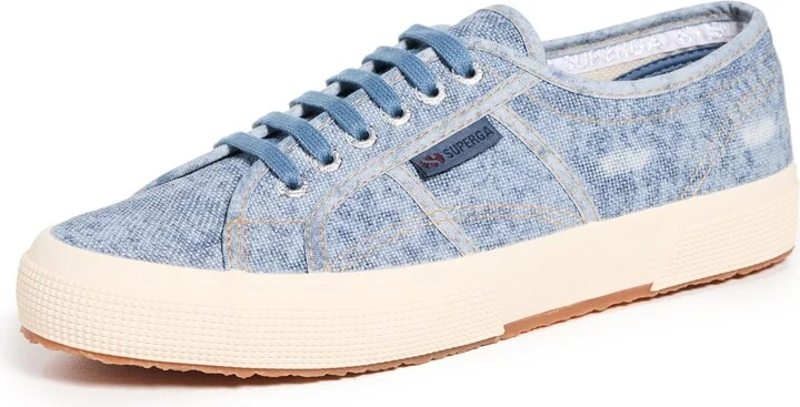 Blue Dusty-Beige Gardenia