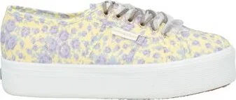 Pastel yellow