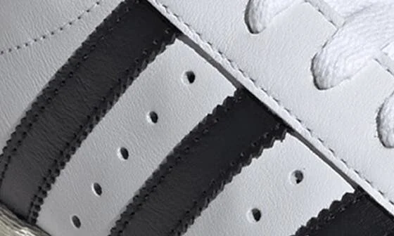 Superstar '82 Low Top Sneaker - Image 11