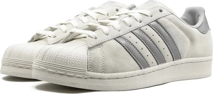 Superstar Low Top Sneakers - Image 2
