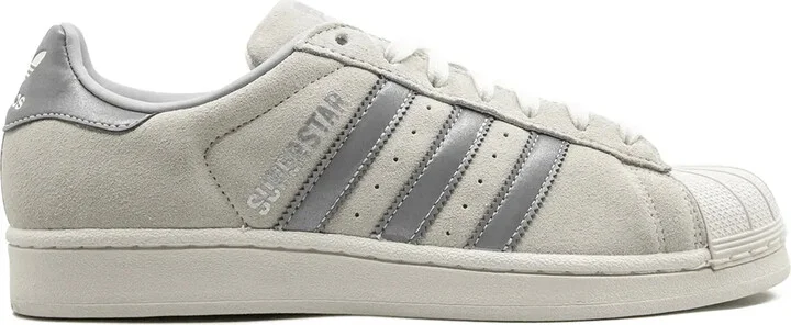 Superstar Low Top Sneakers