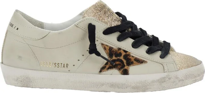 'Superstar' White Low Top Sneakers With Glittered Star Patch And Laminated Heel With Logo Lettering In Leather Woman