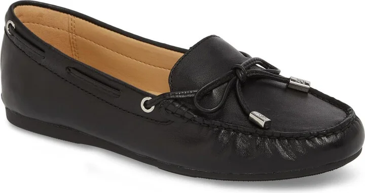 Sutton Womens Bow Leather Moccasins