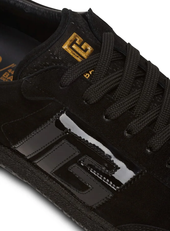 Swan Low Top Sneaker - Image 9