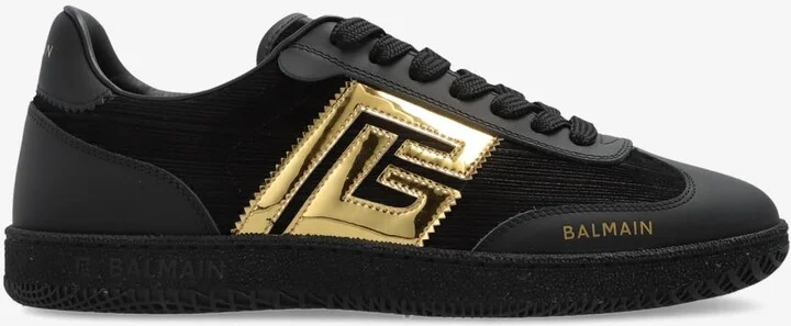 Swan Low-Top Sneakers