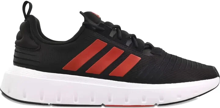 Swift Run 23 "Core Black/Better Scarlet" sneakers