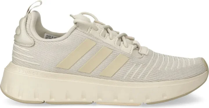 Swift Run sneakers