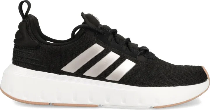 Swift Run sneakers