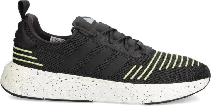 Swift Run sneakers