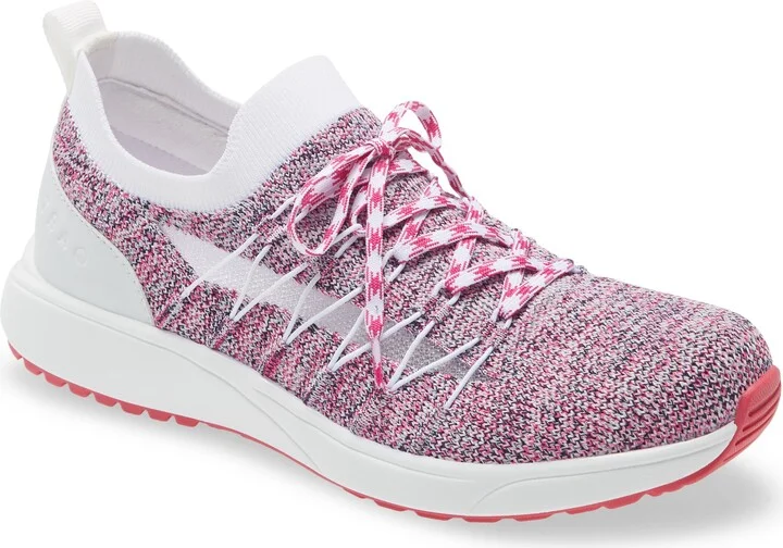 Synq 2 Knit Sneaker