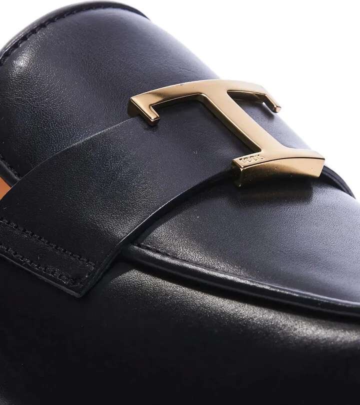 T plaque loafers - Image 4