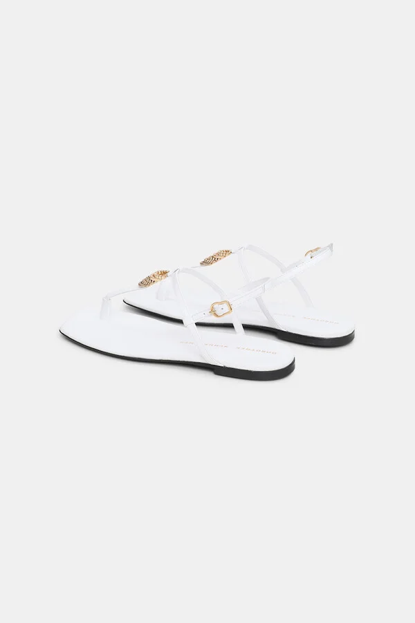 T-strap sandals with D-rings - Image 8