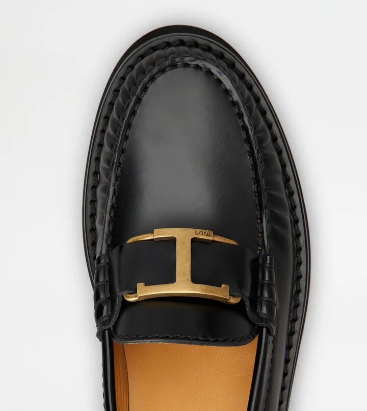 T Timeless Loafer in Leather - Image 5