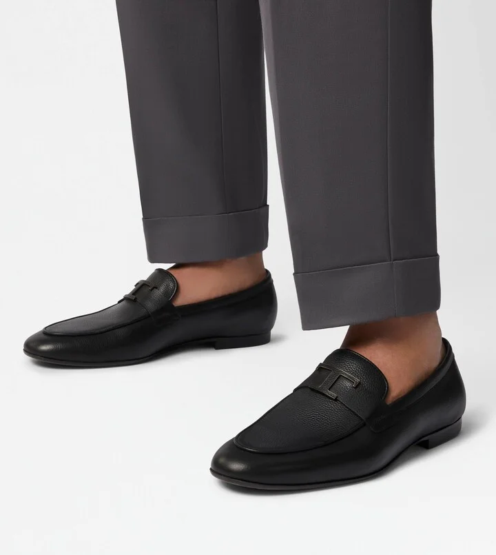 T Timeless Loafers in Leather - Image 6