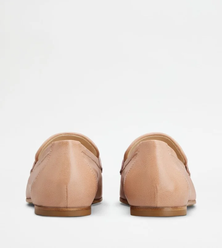 T Timeless Loafers in Leather - Image 3