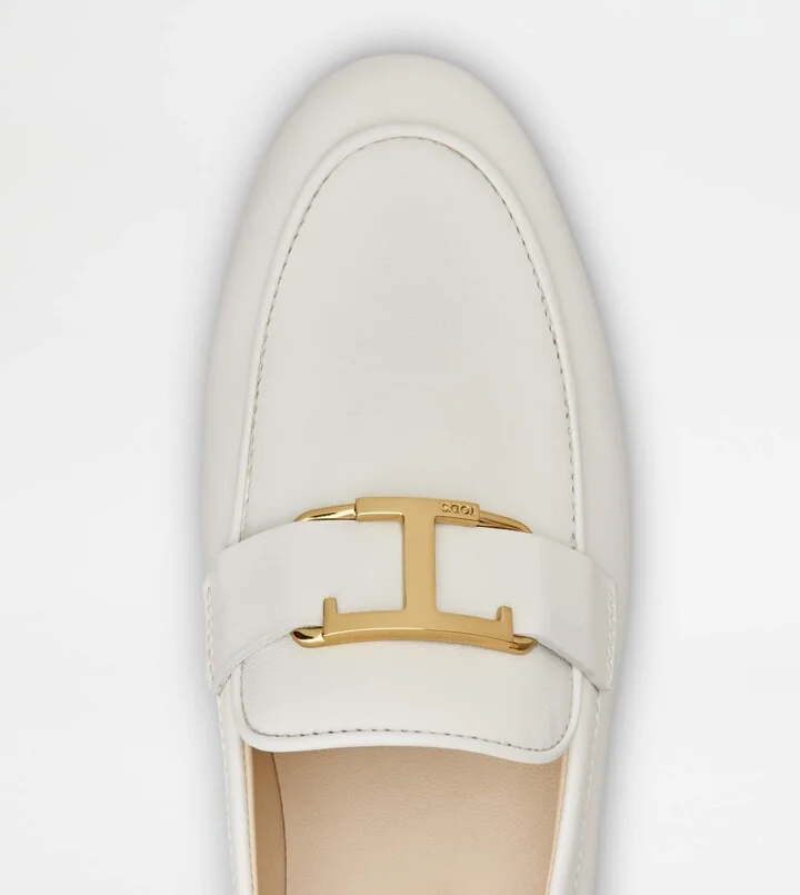 T Timeless Loafers in Leather - Image 5