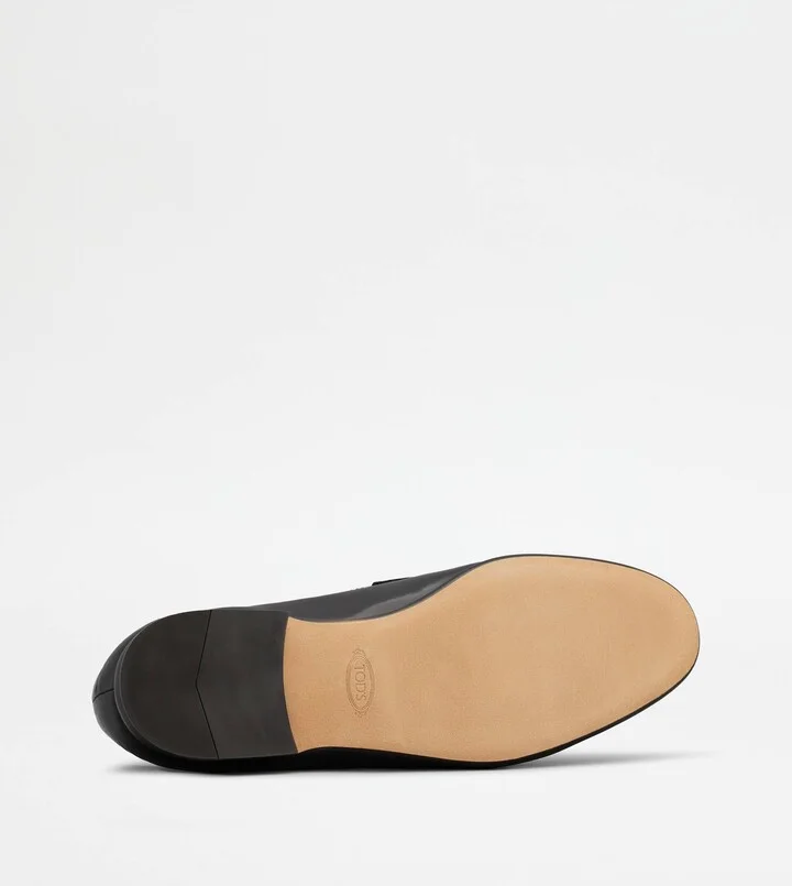 T Timeless Loafers in Leather - Image 4