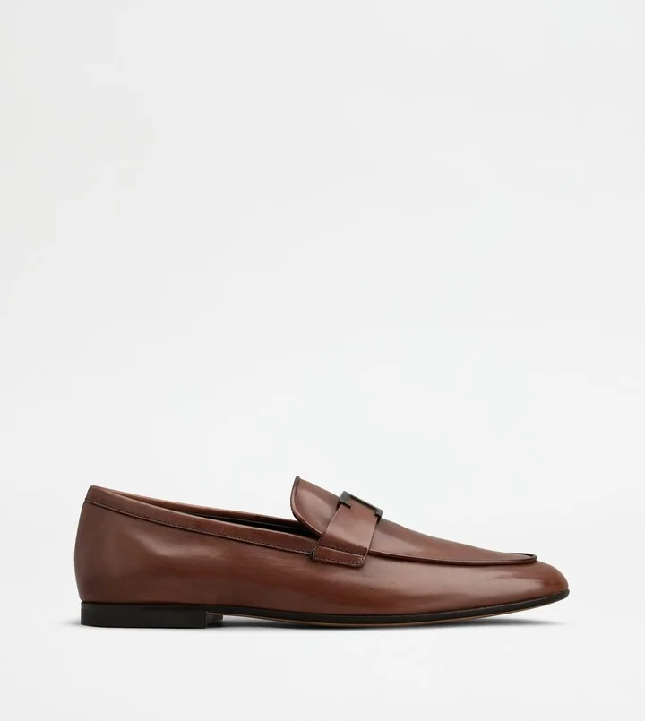 T Timeless Loafers in Leather