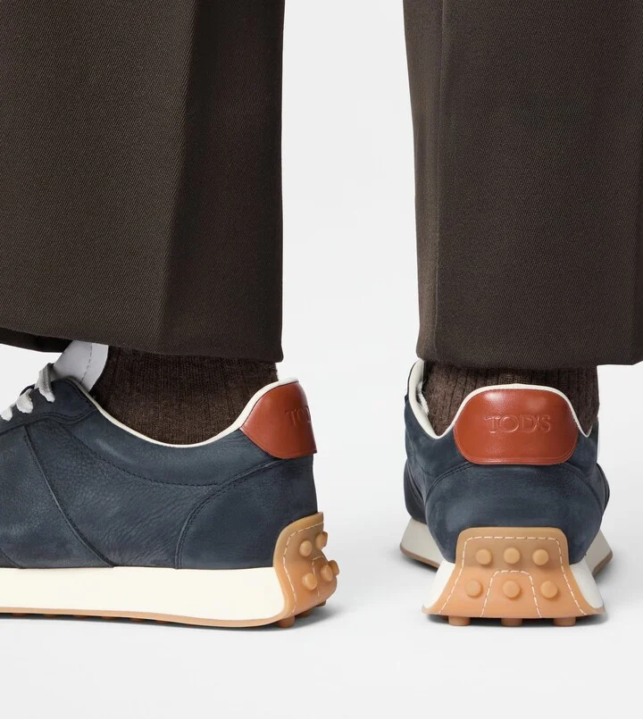 T Vintage Sneakers in Leather - Image 6