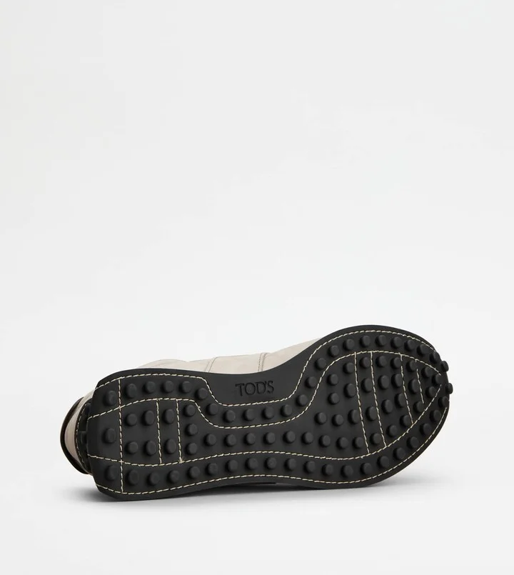 T Vintage Sneakers in Leather - Image 4